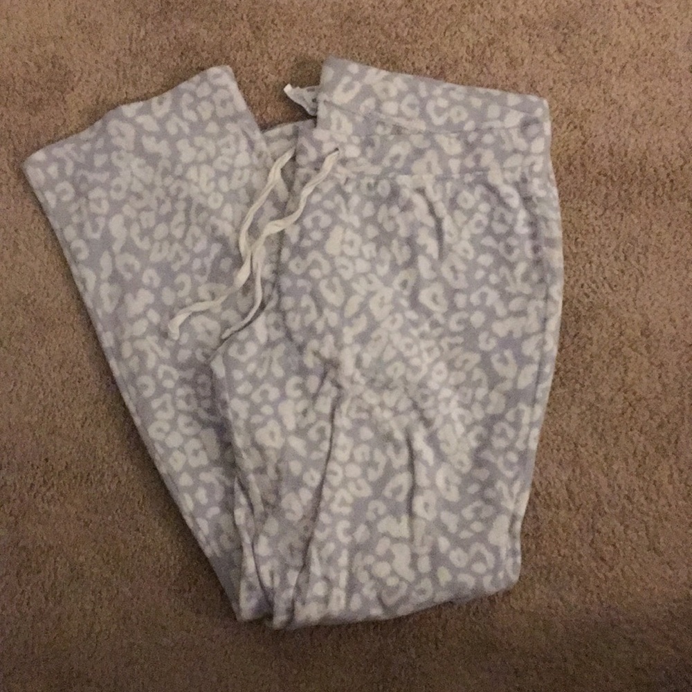 Fleece old navy cheetah PJ bottoms